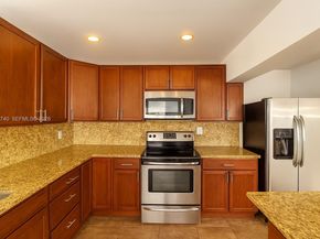 6780 Meade St, Hollywood FL 33024