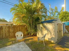 6780 Meade St, Hollywood FL 33024