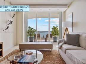 218 SE 14th St 2105, Miami FL 33131