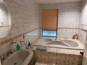 6010 NW 201st Ln, Hialeah FL 33015