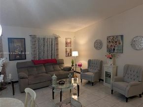 1025 SW 113th Ter, Pembroke Pines FL 33025