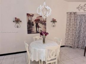 1025 SW 113th Ter, Pembroke Pines FL 33025