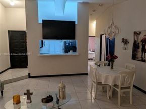 1025 SW 113th Ter, Pembroke Pines FL 33025