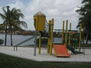 13224 SW 10 Te, Miami FL 33184