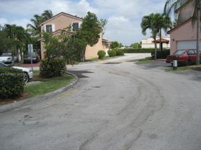 13224 SW 10 Te, Miami FL 33184