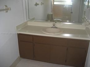 13224 SW 10 Te, Miami FL 33184