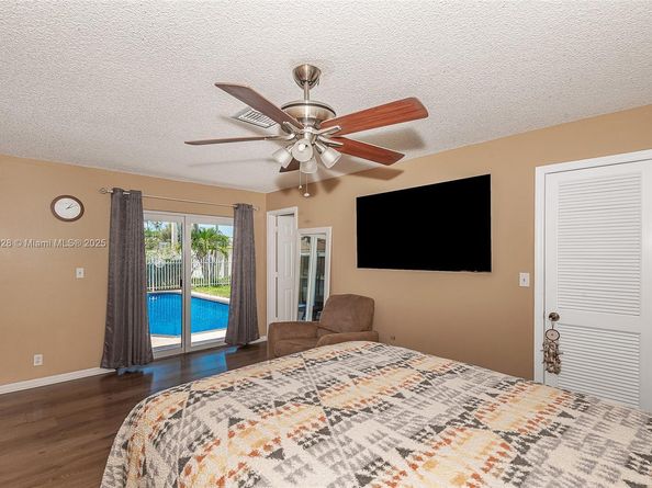 7105 NW 45th St, Coral Springs FL 33065