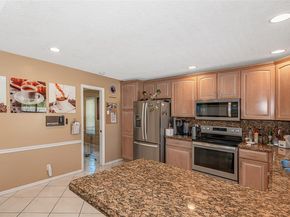 7105 NW 45th St, Coral Springs FL 33065