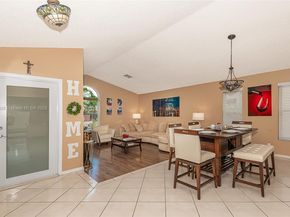 7105 NW 45th St, Coral Springs FL 33065