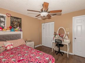7105 NW 45th St, Coral Springs FL 33065