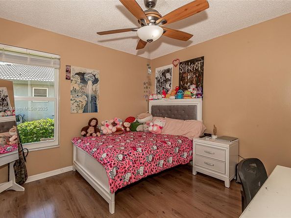 7105 NW 45th St, Coral Springs FL 33065