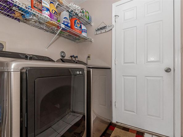 7105 NW 45th St, Coral Springs FL 33065