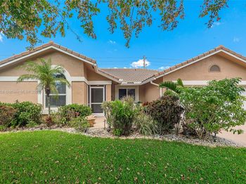 7105 NW 45th St