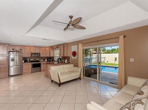 7105 NW 45th St, Coral Springs FL 33065