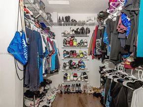 7105 NW 45th St, Coral Springs FL 33065