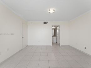 441 Valencia Ave 302, Coral Gables FL 33134