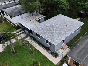 266 NE 162nd St, Miami FL 33162