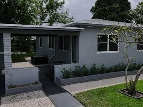 266 NE 162nd St, Miami FL 33162