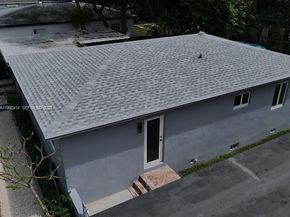 266 NE 162nd St, Miami FL 33162