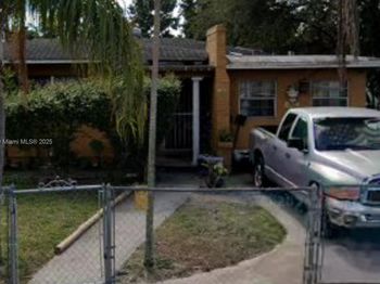 1076 NW 77th St