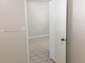 3398 NE 9th Dr 102, Homestead FL 33033