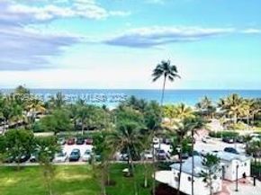 6450 Collins av 509, Miami Beach FL 33141