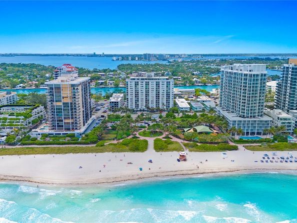 6450 Collins av 509, Miami Beach FL 33141
