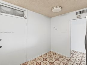 6450 Collins av 509, Miami Beach FL 33141