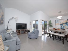 6268 NW 170th Ter, Hialeah FL 33015