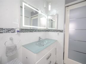 6268 NW 170th Ter, Hialeah FL 33015