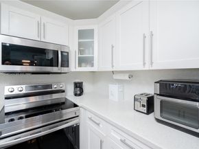 6268 NW 170th Ter, Hialeah FL 33015