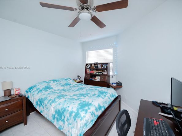 6268 NW 170th Ter, Hialeah FL 33015