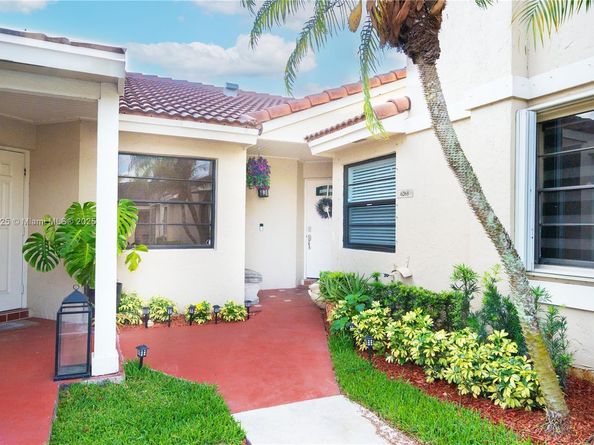 6268 NW 170th Ter, Hialeah FL 33015