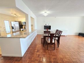 319 NE 14th Ave 702, Hallandale Beach FL 33009