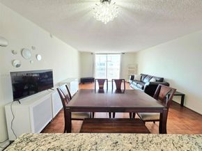 319 NE 14th Ave 702, Hallandale Beach FL 33009