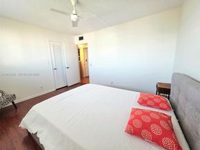 319 NE 14th Ave 702, Hallandale Beach FL 33009