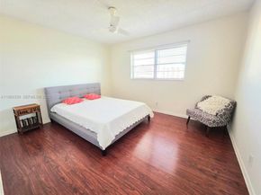 319 NE 14th Ave 702, Hallandale Beach FL 33009