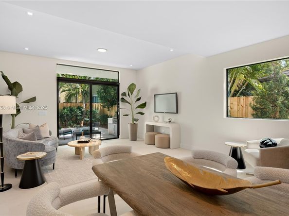 3073 Hibiscus St 1, Miami FL 33133