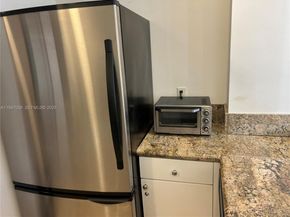 10 Aragon Ave 814, Coral Gables FL 33134