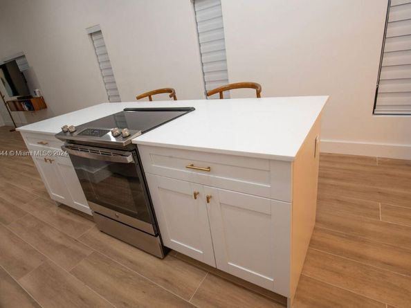 2033 SW 62nd Ave A, Miami FL 33155