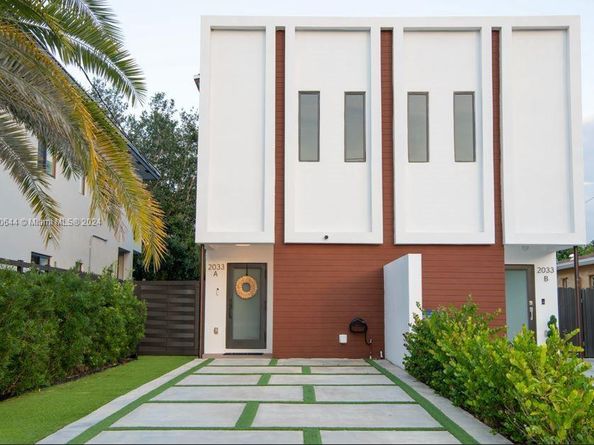 2033 SW 62nd Ave A, Miami FL 33155