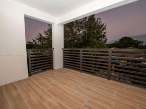 2033 SW 62nd Ave A, Miami FL 33155