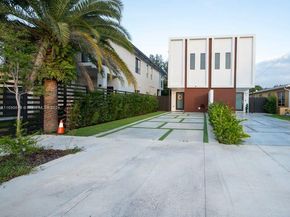 2033 SW 62nd Ave A, Miami FL 33155