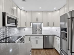 6471 Bay Club Dr 3, Fort Lauderdale FL 33308