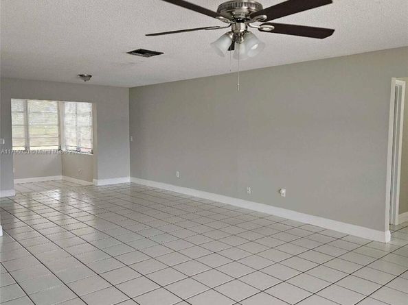 22624 SW 64th Way, Boca Raton FL 33428