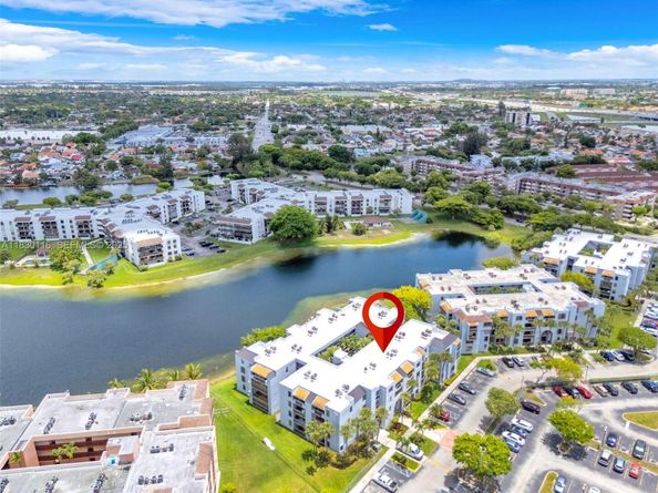 12239 SW 14th Ln 3212, Miami FL 33184