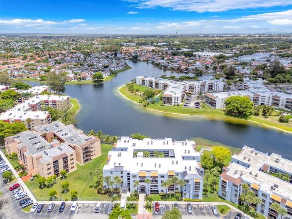 12239 SW 14th Ln 3212, Miami FL 33184