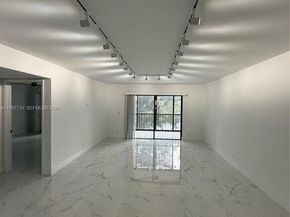 7290 Kinghurst Dr 306, Delray Beach FL 33446