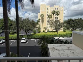 7290 Kinghurst Dr 306, Delray Beach FL 33446