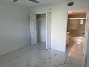 7290 Kinghurst Dr 306, Delray Beach FL 33446